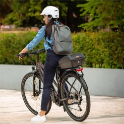 Polisport Top Case - Til cykler med MIK eller MIK-HD monteringssystem - 11 L - Sort