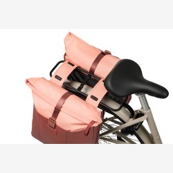 Dobbelt cykeltaske Basil Vive 28 35L 14 x 30 x 38 cm bordeaux/pink