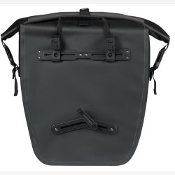 Enkelt cykeltaske Basil Rivo L presenning MIK 25 31L 14 x 28 x 43 cm sort