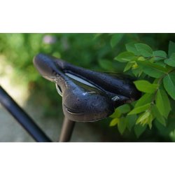 Selle Royal sadel Respiro Moderat Stracciatella sort