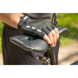 Mirage fingerl�se cykelhandsker i lycra med gelpuder - st�rrelse S - sort