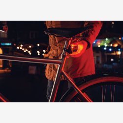 Lygtest Axa Dwn St 50 Lux USB-C genopladeligt