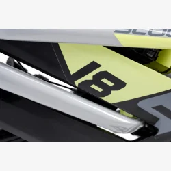 XXlite 18" aluminium drengecykel med fodbremse - slvg/lime