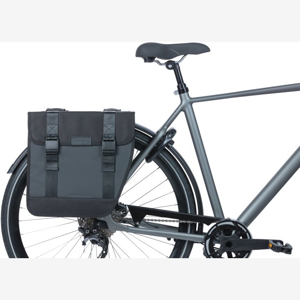 Double Cykeltaske Basil Tour Waterproof XL 35 liters 34 x 14 x 34 cm - black