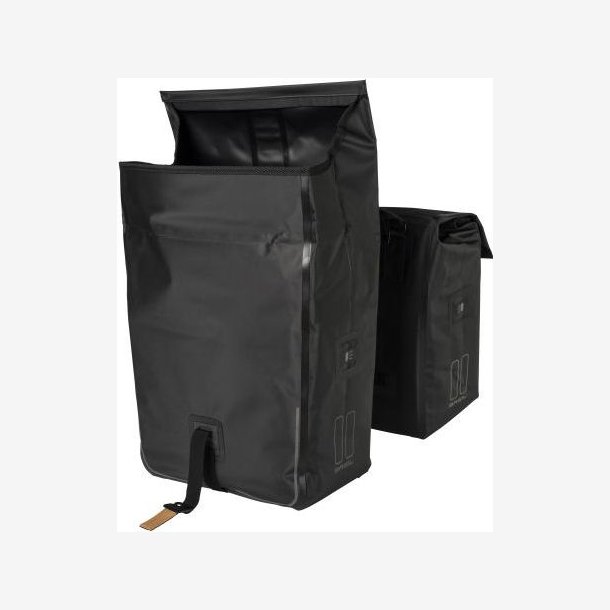 Double Cykeltaske Basil Urban Dry 50 litres 36 x 17 x 42 cm - matt black