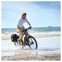 Cykelrygsk Basil Miles Daypack 17 liter 33 x 17 x 41 cm - sort, vandtt