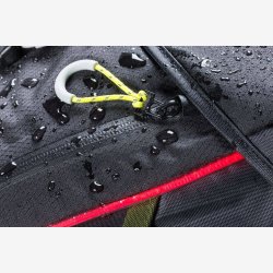 Rygsk til cykel Basil Miles Daypack Nordlicht 17 liter 31 x 17 x 44 cm - sort, vandtt