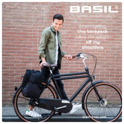 Cykelrygsk Basil Flex 17 liter 33 x 17 x 52 cm - sort