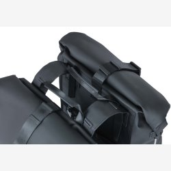 Dobbelt cykeltaske Basil SoHo Nordlicht 41 liter 31 x 13 x 37 cm - sort