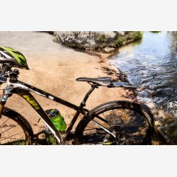 Bagskrm Polisport S-Mud kort version - sort