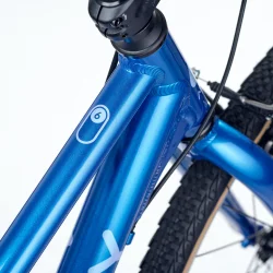 26" letvgts alu cykel ACADEMY GRADE 6 med 8-gear - bl