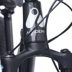 27.5" letvgts MTB cykel ACADEMY Trail 7 RH33 med 10 gear - sort