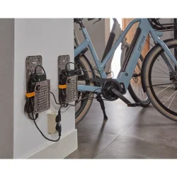 Cortina Venice batteriopladerholder (universal)