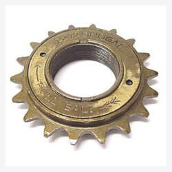 Gearhjul med fril�b (etgears skruekrans) 16T