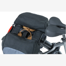 Dobbelt cykeltaske Basil Miles 34 liter 34 x 19 x 43 cm - sort/gr�