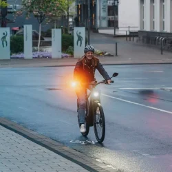 Busch + M�ller TURNTEC T2 � batteridrevet blinklyssystem til cykel